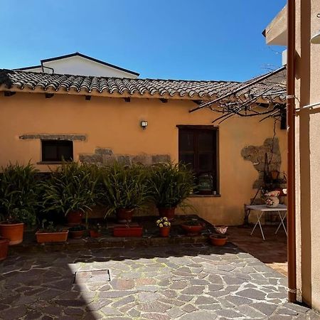 Sardegna: Mare E Montagna Iun R0346 Apartment Олиена Екстериор снимка